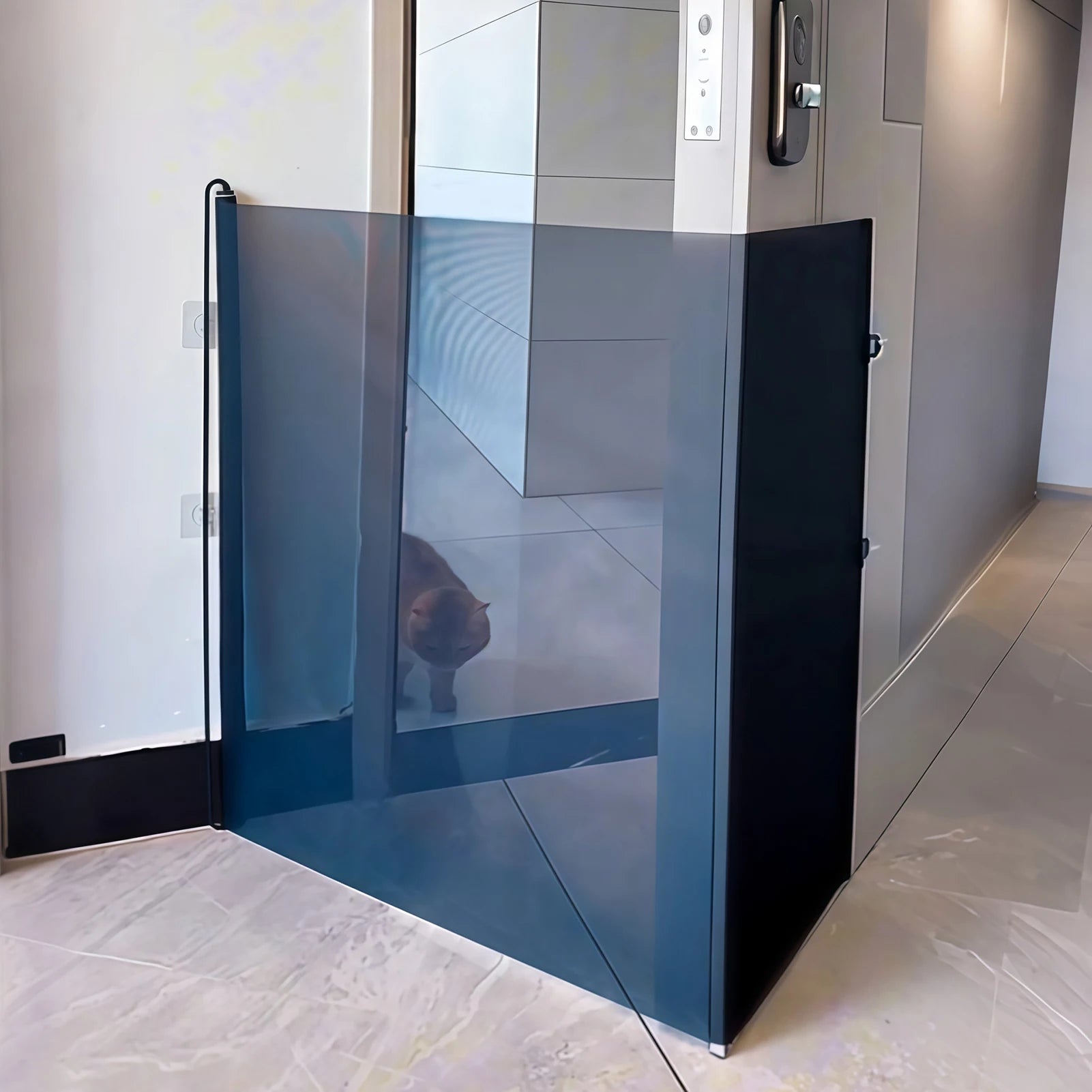 Automatic Retractable Cat Gate